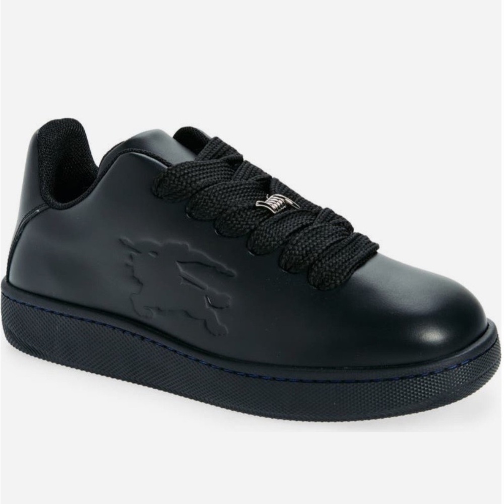 BURBERRY Box Men's Black Leather Low Top
Sneakers